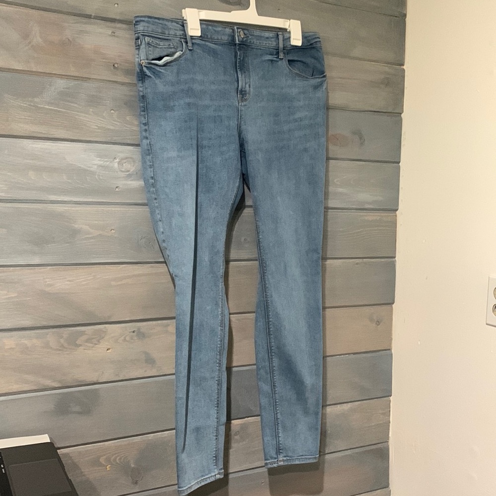 Old Navy Rockstar jeans